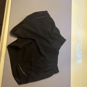 lululemon hottie hot low-rise lined shorts